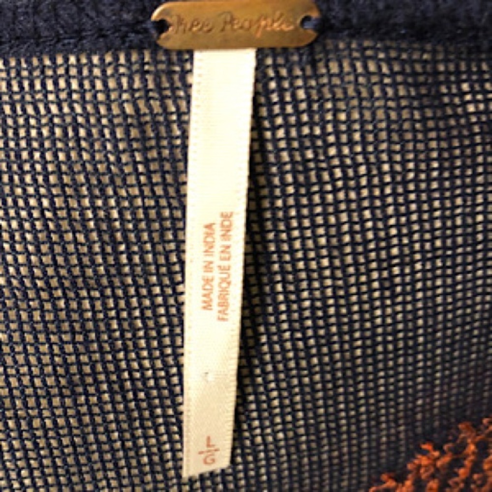 “Like New” Free People Love Letter T-shirt - Picture 8 of 8